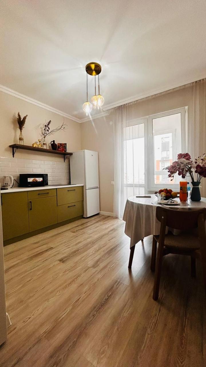 Oasis 4you - 8 блок рядом с трц мега Apartment
